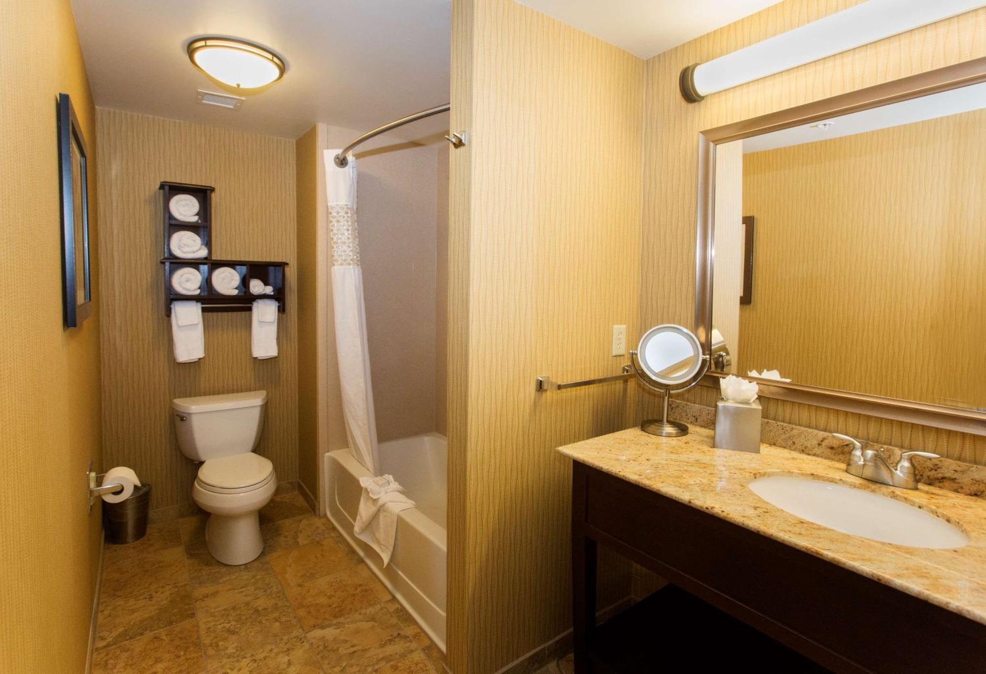 Hampton Inn Marquette-Waterfront Eksteriør billede