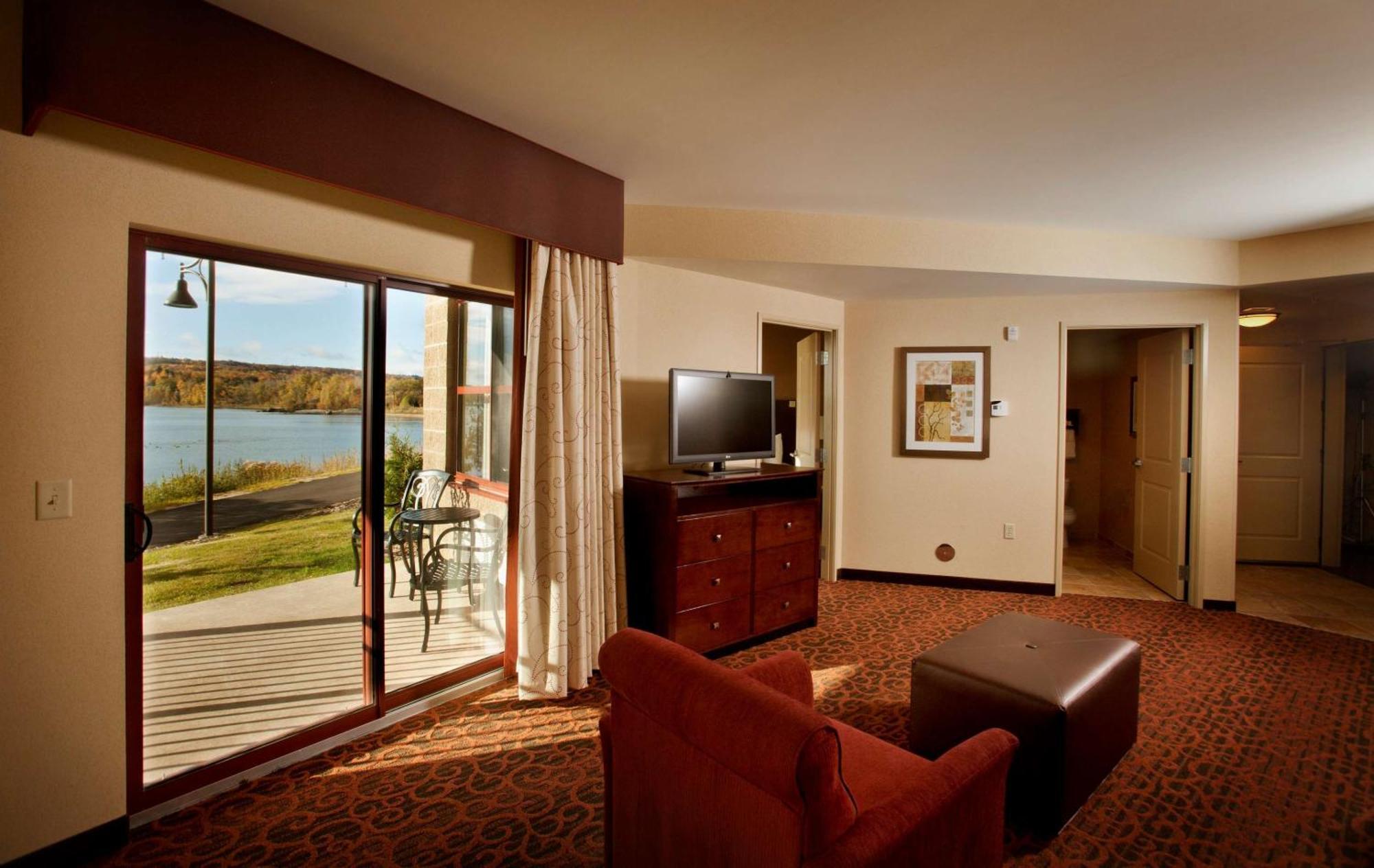 Hampton Inn Marquette-Waterfront Eksteriør billede